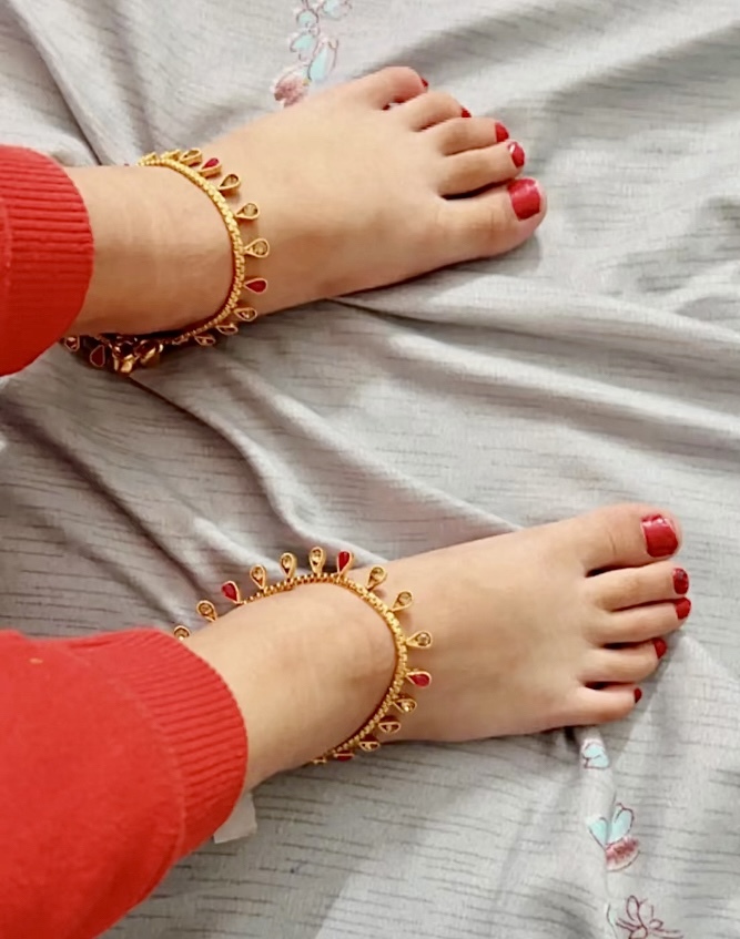 Jenny Johal Feet